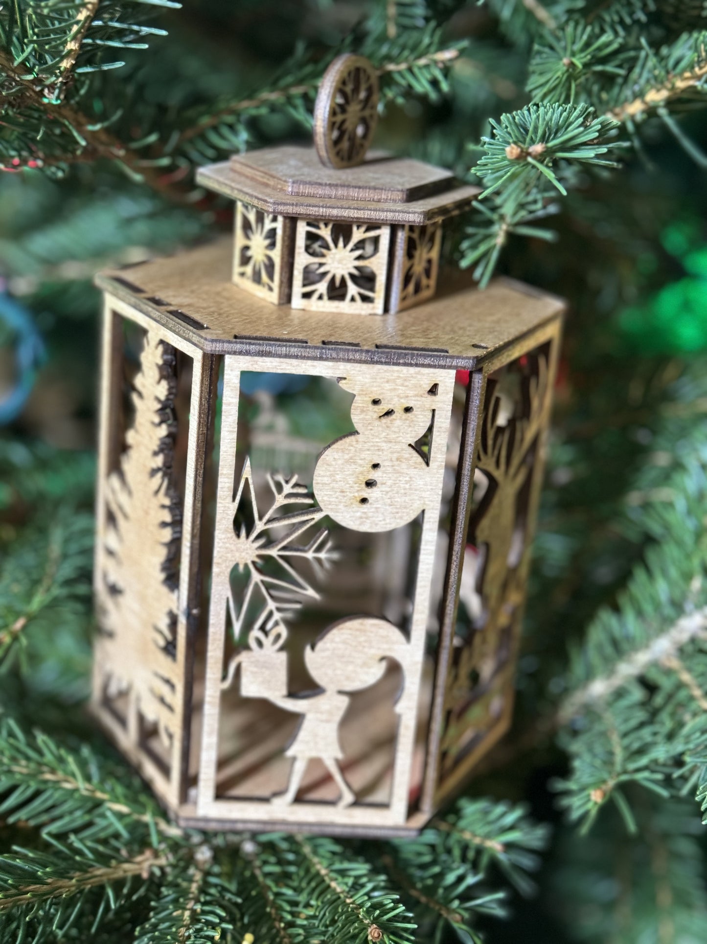 Christmas Spirit Tea Light Lantern